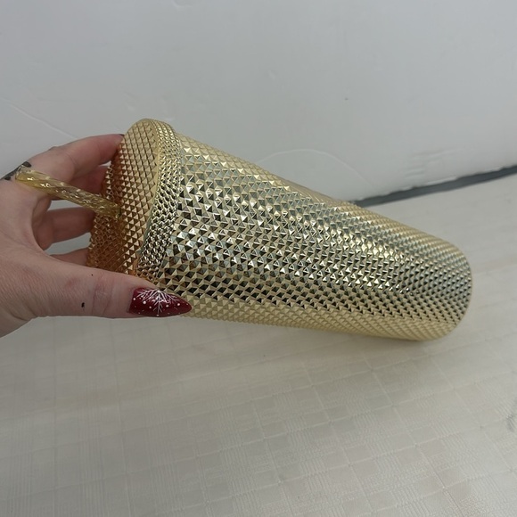 Starbucks Christmas Holiday 2022 Gold Bling Studded Venti 24 oz Cold Cup Tumbler - Picture 4 of 9